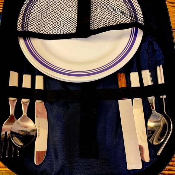 Backpack picnic basket - Picture 3 of 9